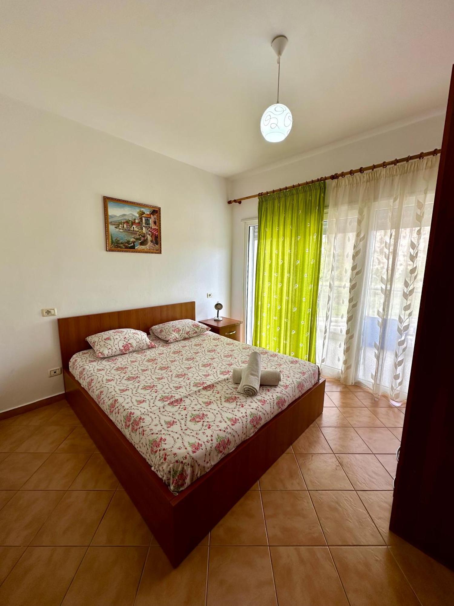 Apartment Ermest ,Kavaje Rock Дуррес Экстерьер фото