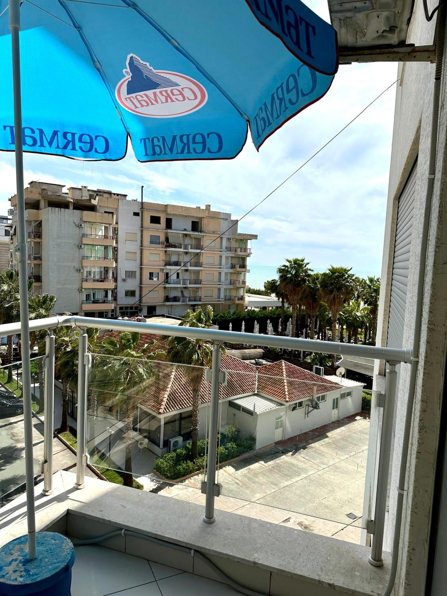 Apartment Ermest ,Kavaje Rock Дуррес Экстерьер фото